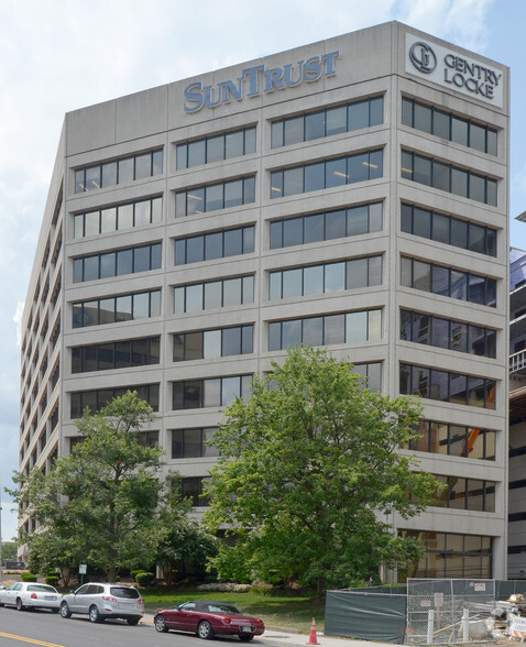 510 Jefferson St SE, Roanoke, VA à louer - Photo de l’immeuble – Image 3 sur 10