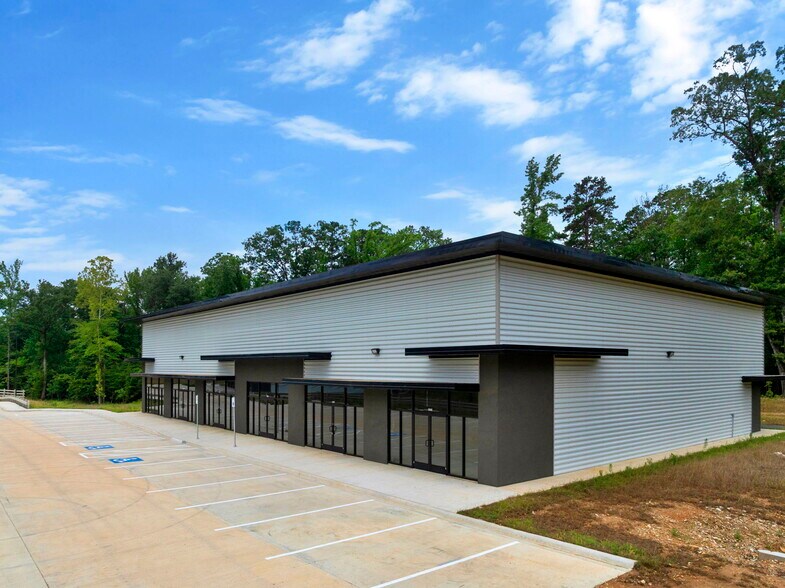 US Highway 259, Broken Bow, OK à louer - Photo de l’immeuble – Image 3 sur 4