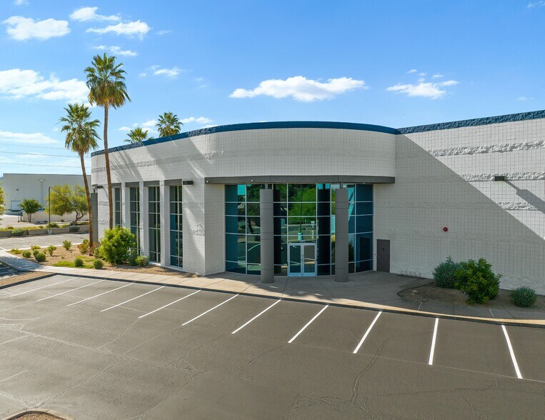 9365 S McKemy St, Tempe, AZ à louer - Photo de l’immeuble – Image 2 sur 7