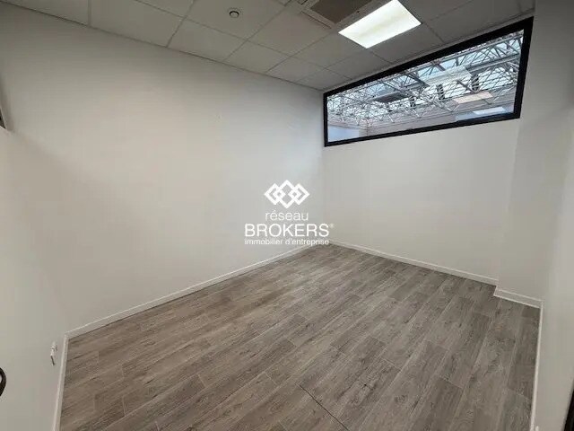 Bureau dans Cergy à louer - Photo de l’immeuble – Image 3 sur 5