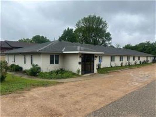 2020 9th St E, Glencoe, MN à vendre - Photo de l’immeuble – Image 2 sur 18