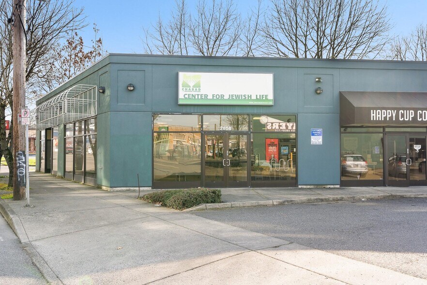 2850-2858 NE Sandy Blvd, Portland, OR à louer - Photo de l’immeuble – Image 2 sur 8