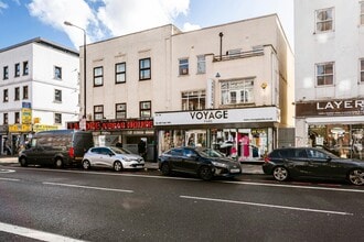 134-136 Commercial Rd, Londres à louer Photo de l’immeuble– Image 1 sur 5
