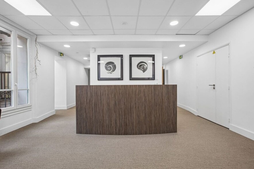 2 Rue De La Paix, Paris à louer - Hall d’entrée – Image 3 sur 7