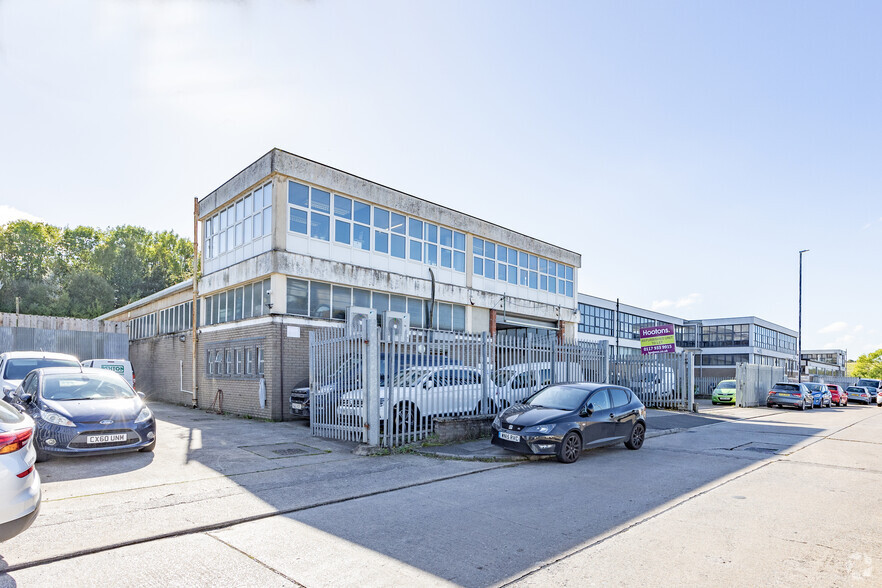 189-195 South Liberty Ln, Bristol à louer - Photo de l’immeuble – Image 3 sur 3