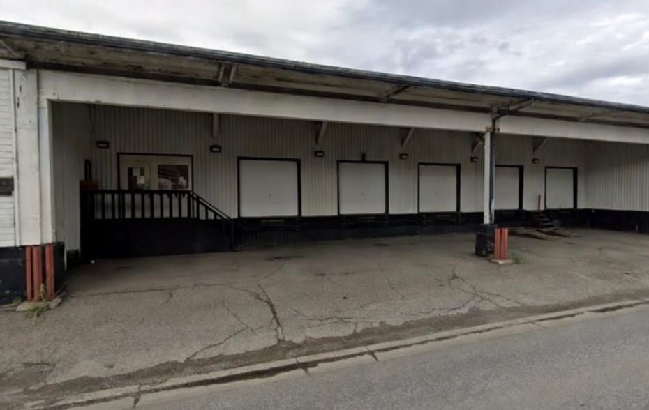 990 1st Av, Prince George, BC à louer - Photo de l’immeuble – Image 2 sur 2