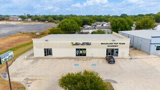 Plus de détails pour 4447 Thousand Oaks, San Antonio, TX - Local commercial à vendre