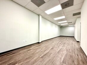 5410-5430 NW 33rd Ave, Fort Lauderdale, FL à louer Photo de l’immeuble– Image 2 sur 18
