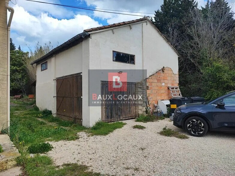 Bureau dans Salon-de-Provence à vendre - Photo de l’immeuble – Image 2 sur 5