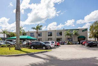 Plus de détails pour 1928 NE 154th St, North Miami Beach, FL - Local d'activités à louer