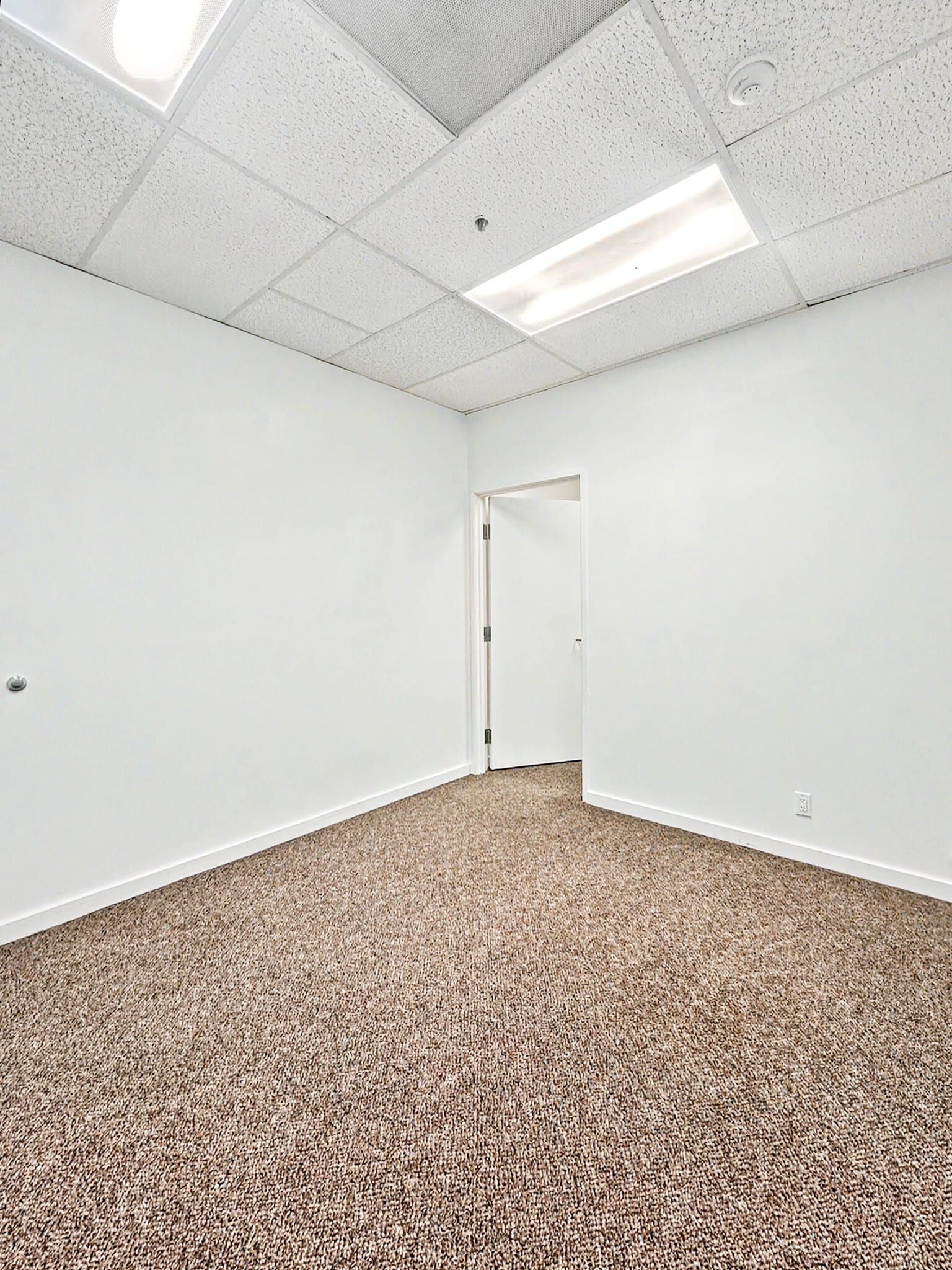 301 Georgia St, Vallejo, CA à louer Photo intérieure– Image 1 sur 3