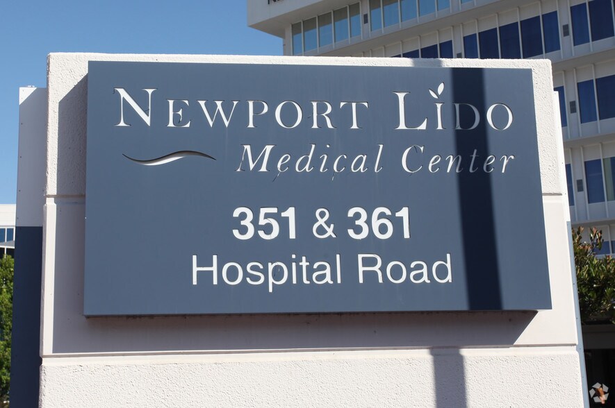 361 Hospital Rd, Newport Beach, CA à louer - Photo de l’immeuble – Image 2 sur 22