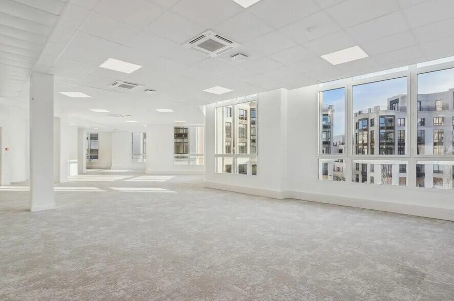 Bureau dans Chessy à vendre - Photo intérieure – Image 1 sur 3