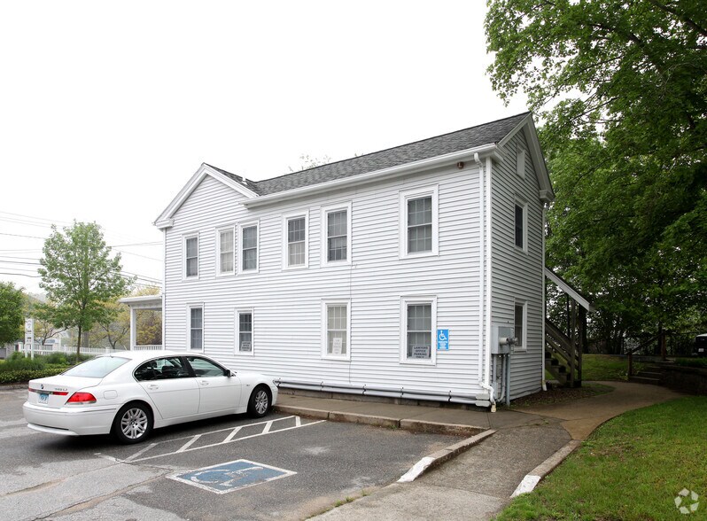 4 Fort Hill Rd, Groton, CT à vendre - Photo de l’immeuble – Image 3 sur 11