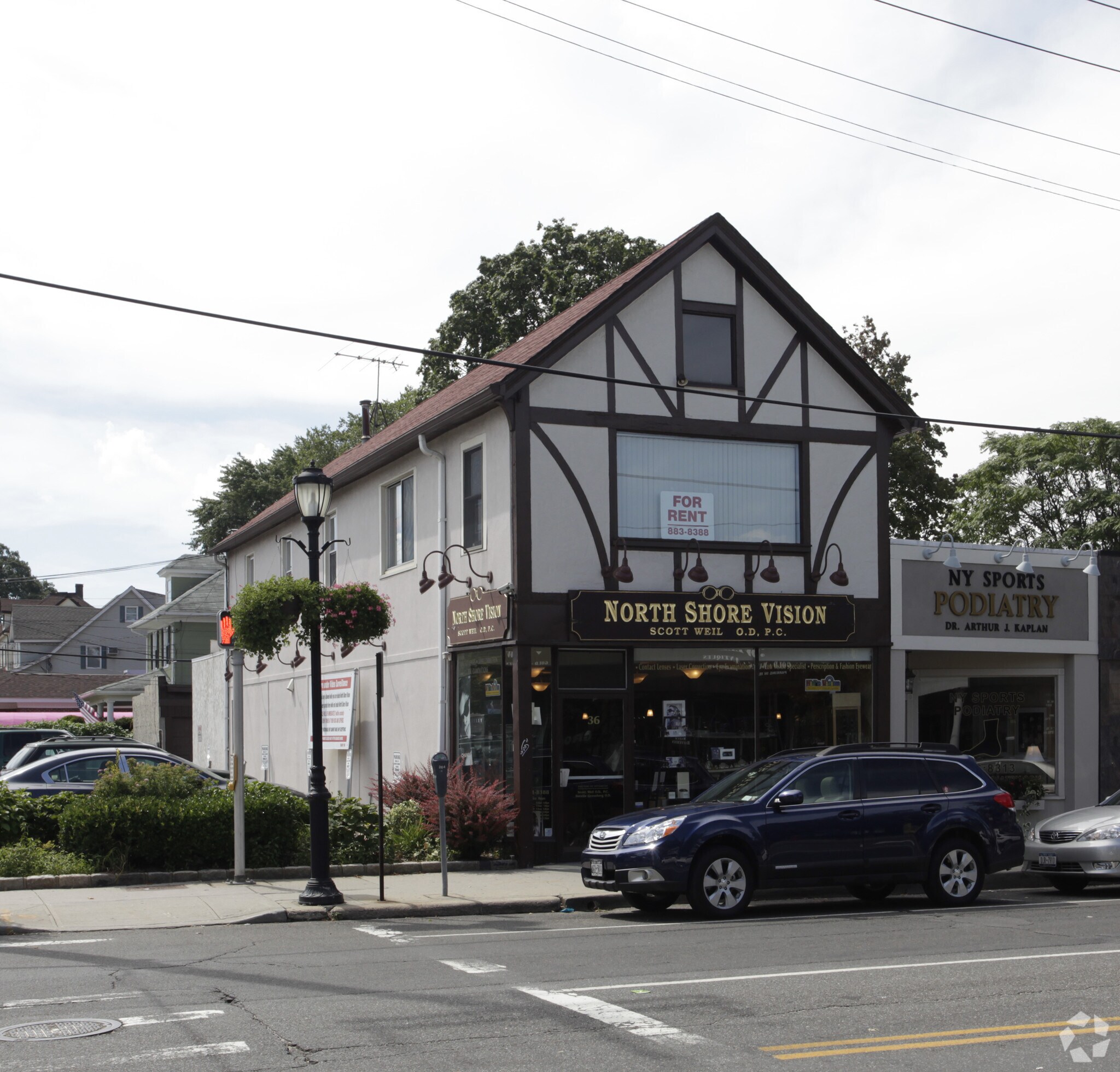 36 Main St, Port Washington, NY à louer Photo principale– Image 1 sur 3