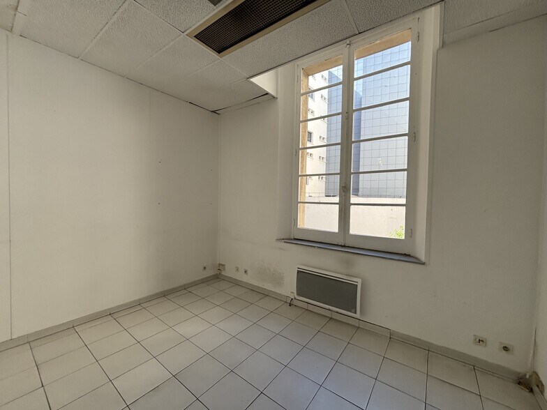 27 Boulevard Charles Nedelec, Marseille à louer - Photo de l’immeuble – Image 1 sur 5