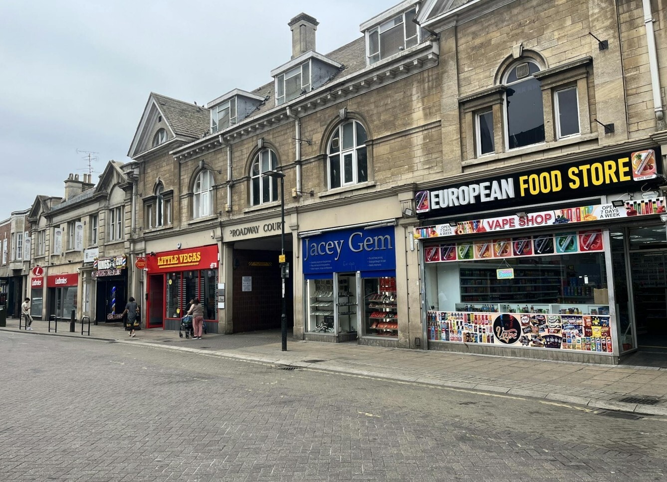 Bureau dans Peterborough à louer Photo principale– Image 1 sur 5