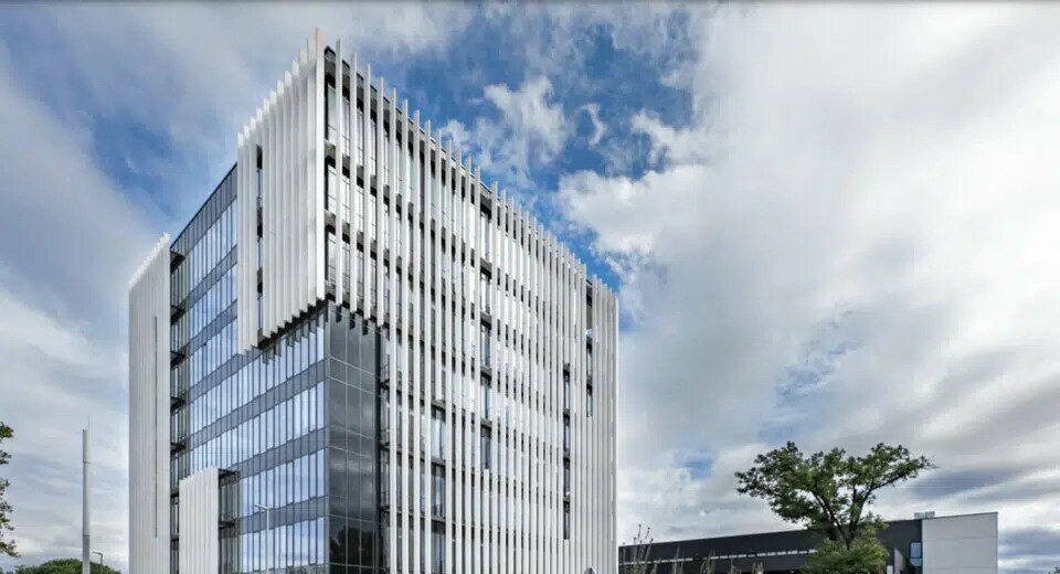 Bureau dans Mérignac à louer - Photo de l’immeuble – Image 2 sur 9