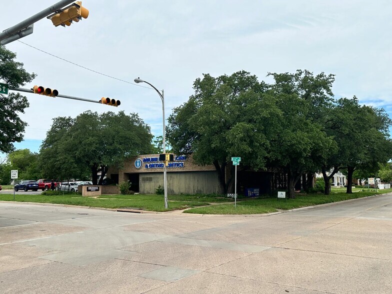 602 Hickory St, Abilene, TX à vendre - Photo de l’immeuble – Image 2 sur 6