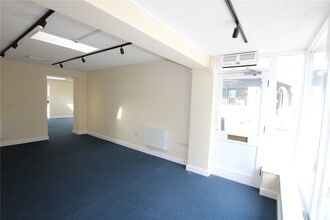 6-8 Bell St, Shaftesbury à louer Photo intérieure– Image 1 sur 7