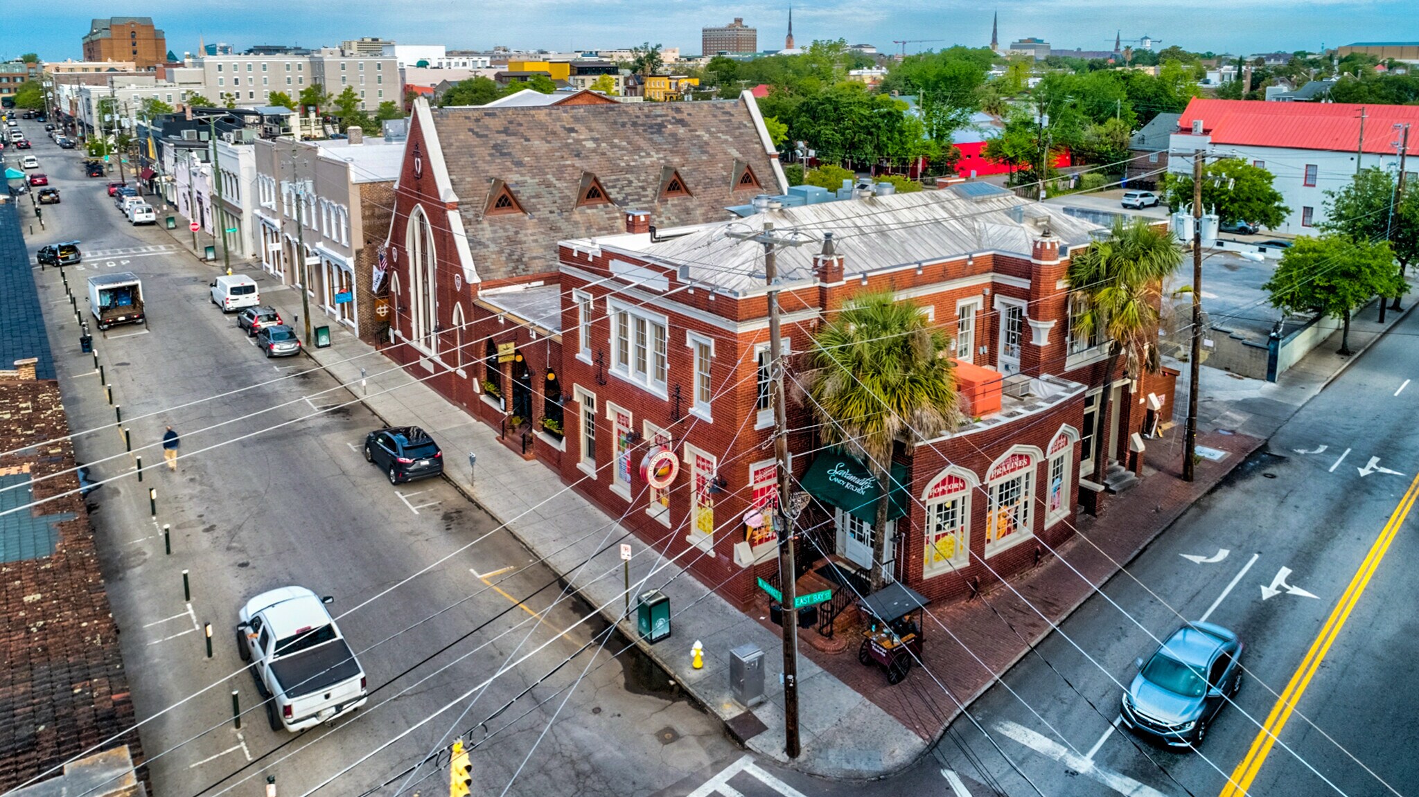 32 N Market St, Charleston, SC à louer Photo principale– Image 1 sur 23