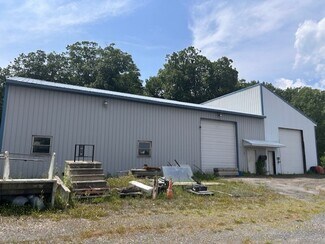 Plus de détails pour 2744 Aqueduct Rd, Niskayuna, NY - Industriel/Logistique à louer