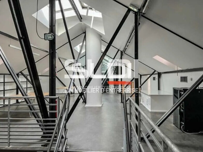 Bureau dans Lyon à louer - Photo de l’immeuble – Image 3 sur 11