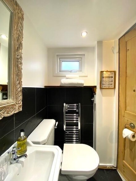 26 Upper Rock Gdns, Brighton à vendre - Photo de l’immeuble – Image 3 sur 27