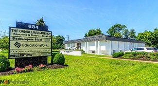 Plus de détails pour 684 Whitehead Rd, Lawrenceville, NJ - Bureau à louer