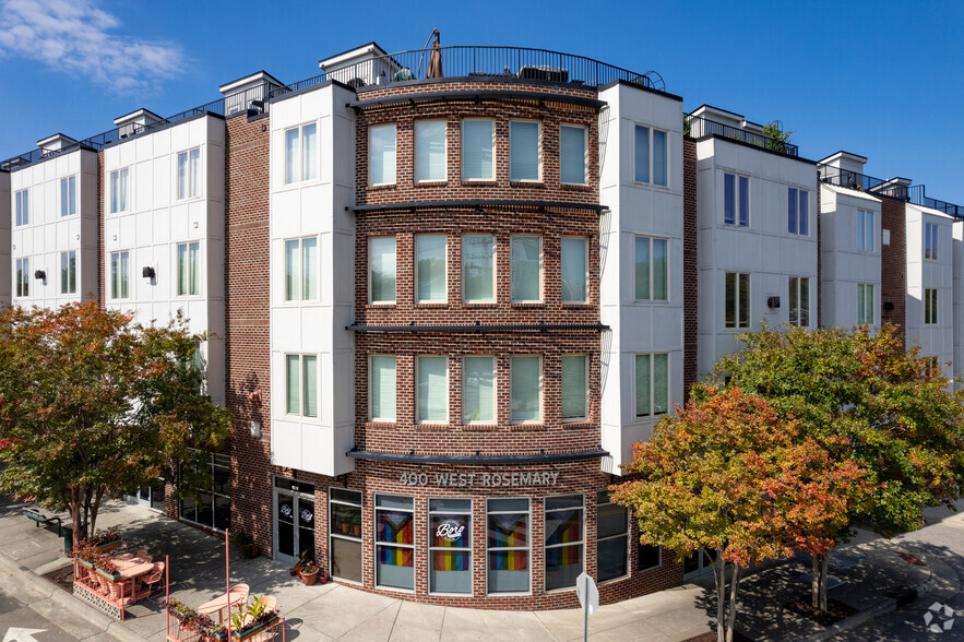 400 W Rosemary St, Chapel Hill, NC à louer - Photo principale – Image 1 sur 7