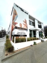 3633 N Long Beach Blvd, Long Beach, CA à louer Photo de l’immeuble– Image 1 sur 28
