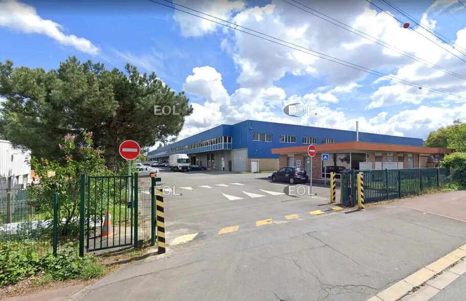 Local d’activités dans Antony à louer - Photo de l’immeuble – Image 2 sur 3