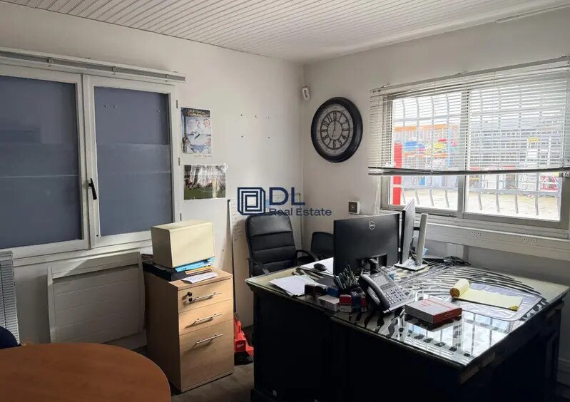 Local d'activités dans Orly à vendre - Photo intérieure – Image 2 sur 3