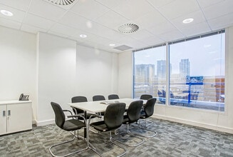 77 Mansell St, Londres à louer Photo intérieure– Image 1 sur 13