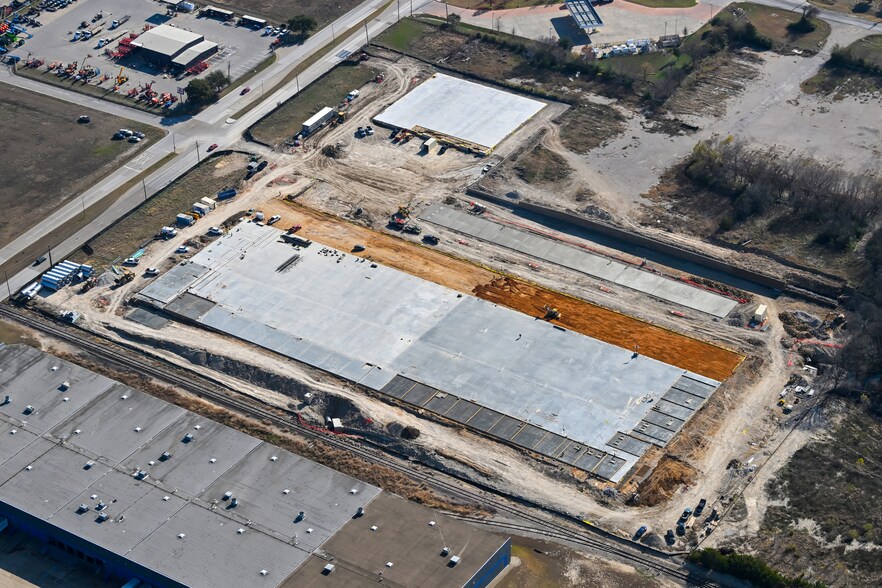 4155 Duncanville Rd, Dallas, TX à vendre - Photo de l’immeuble – Image 3 sur 11