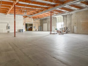 2015 Airpark Ct, Auburn, CA à louer Photo intérieure– Image 2 sur 4