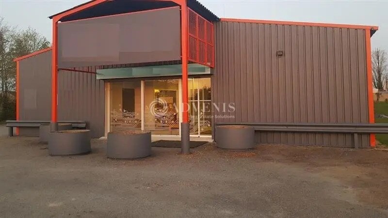 Local d’activités dans Bouguenais à louer - Photo de l’immeuble – Image 1 sur 5
