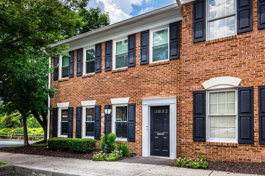 3450 Ellicott Center Dr, Ellicott City, MD à louer - Photo de l’immeuble – Image 2 sur 29