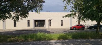 Plus de détails pour 10615 Chandler Blvd, North Hollywood, CA - Industriel/Logistique à louer
