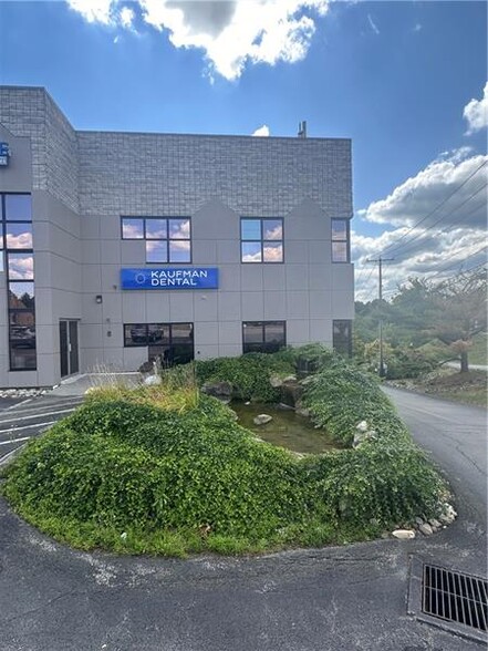 10431 Perry Hwy, Wexford, PA à vendre - Photo de l’immeuble – Image 1 sur 51
