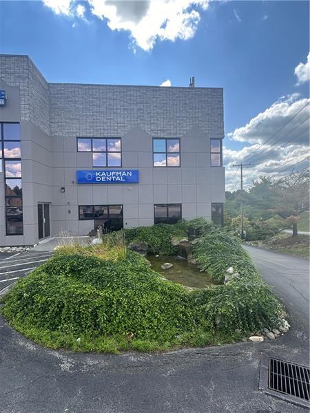 10431 Perry Hwy, Wexford, PA à vendre Photo de l’immeuble– Image 1 sur 52