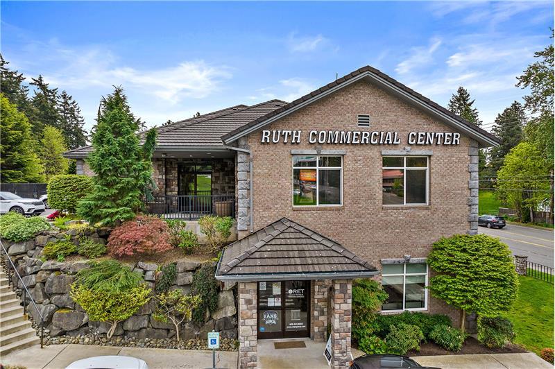 19400 108th Ave SE, Renton, WA à louer - Photo de l’immeuble – Image 3 sur 13