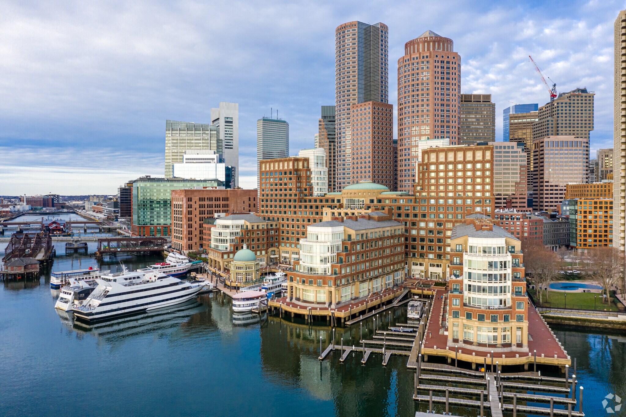 40 Rowes Wharf, Boston, MA à louer Photo de l’immeuble– Image 1 sur 18