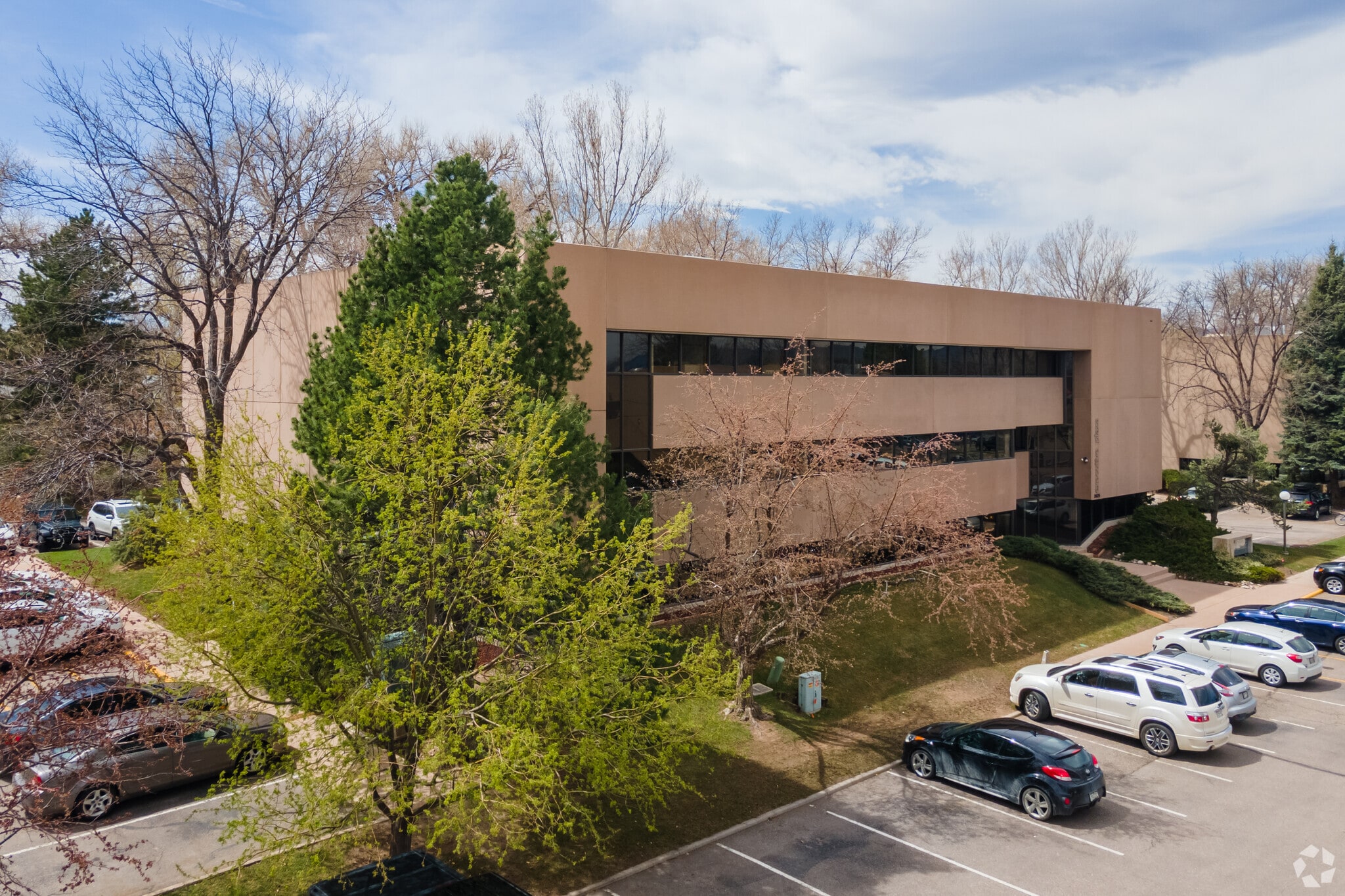 2625 Redwing Rd, Fort Collins, CO à louer Photo principale– Image 1 sur 13