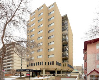 Plus de détails pour 10155 114th St NW, Edmonton, AB - Logement à vendre