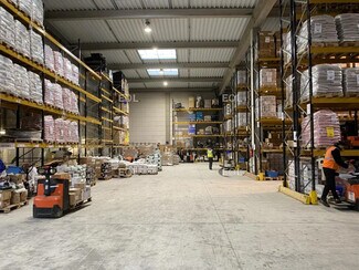 Plus de détails pour Industriel/Logistique à louer