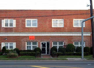 Plus de détails pour 390 Old Country Rd, Garden City, NY - Bureau/Médical à louer