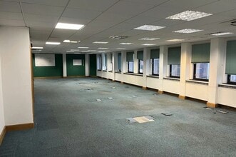 6-10 Leigh Rd, Eastleigh à louer Photo intérieure– Image 2 sur 2