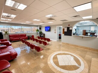 Plus de détails pour 171 Elden St, Herndon, VA - Bureau à vendre