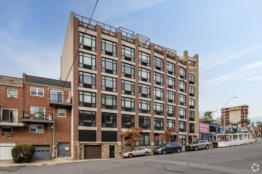 3536 Cambridge Ave, Bronx, NY à louer - Photo de l’immeuble – Image 2 sur 5